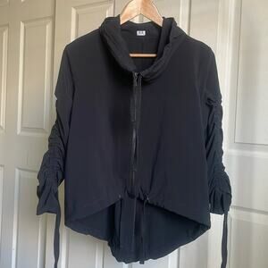 Women’s black asymmetric active jacket